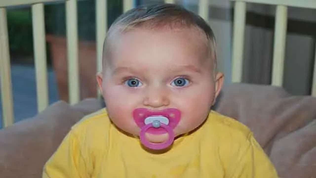 baby-pacifier-pacifier-pros-and-cons-pacifiers-meaning